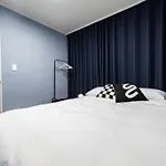 Luxury Gallery Stay