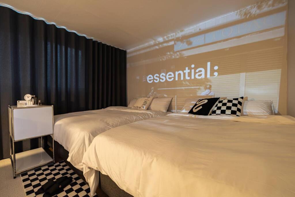 Luxury Gallery Apartment *